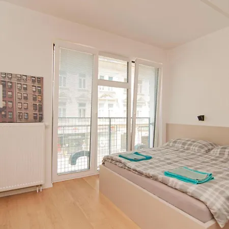 Beautiful In The Center *